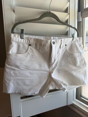 CARVE Designs- Corduroy Shorts - Cloud Color- SIZE 12